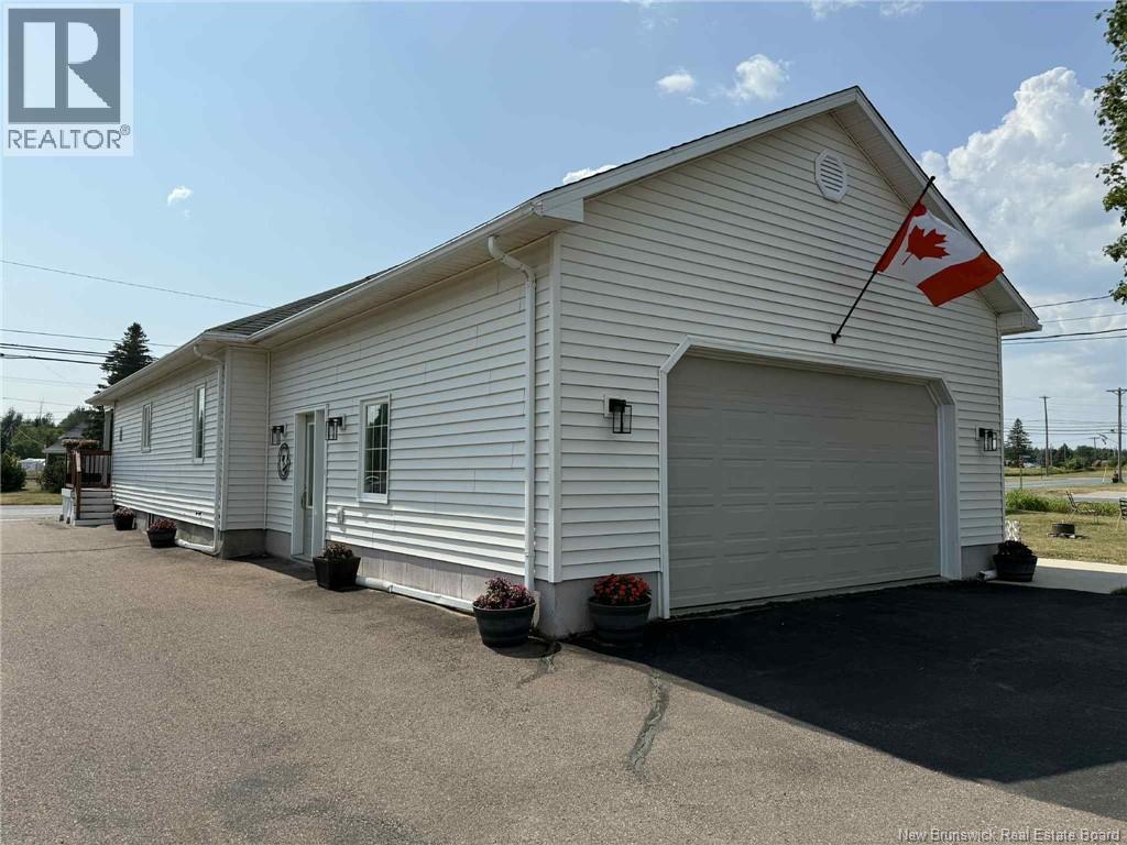 Photo 5 of 11093 Rue Principale, Rogersville NB