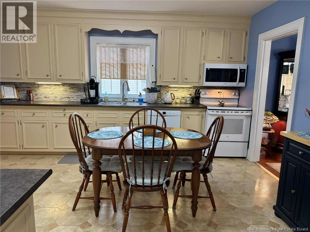 Photo 9 of 11093 Rue Principale, Rogersville NB