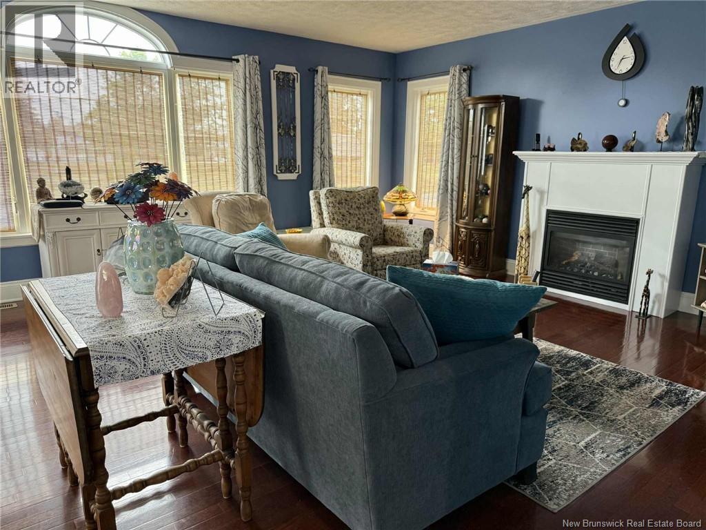 Photo 12 of 11093 Rue Principale, Rogersville NB