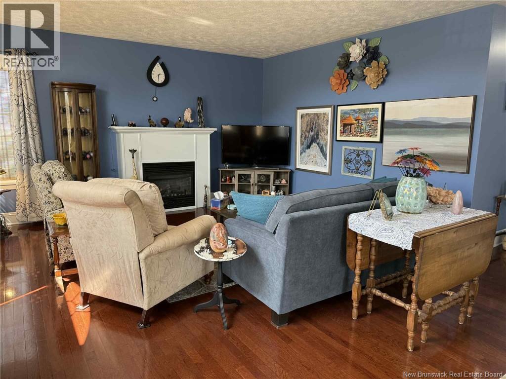 Photo 13 of 11093 Rue Principale, Rogersville NB