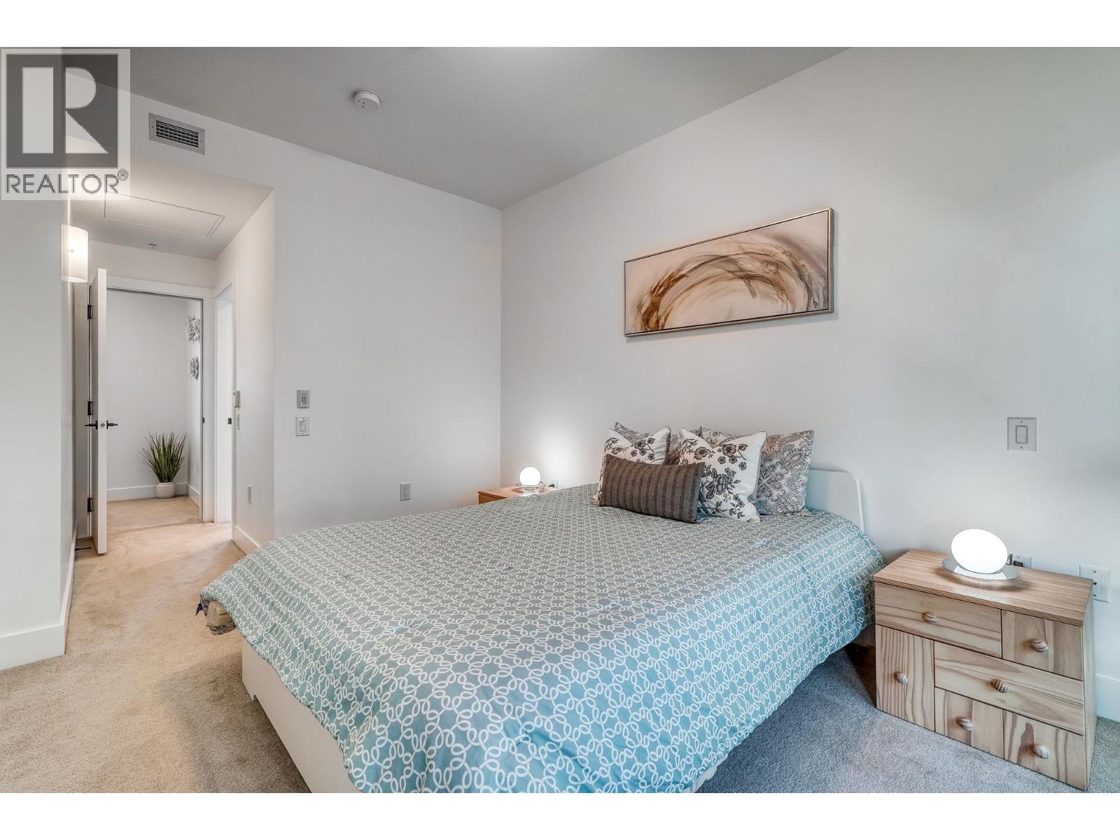 Photo 20 of 13 9735 University Crescent, Burnaby BC