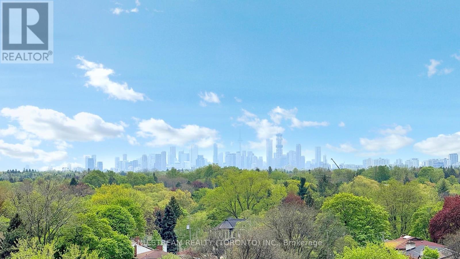Photo 12 of 902 85 Mcmahon Drive, Toronto ON