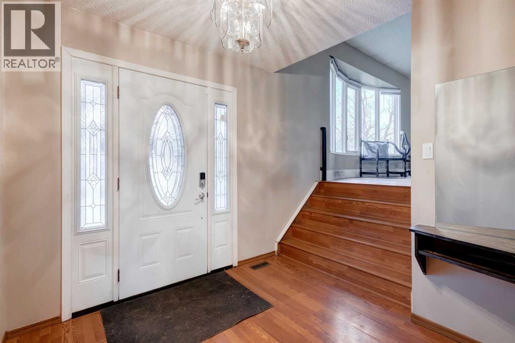 Single Family House 4 Level for Sale in  Whitehorn Way NE Whitehorn Calgary 