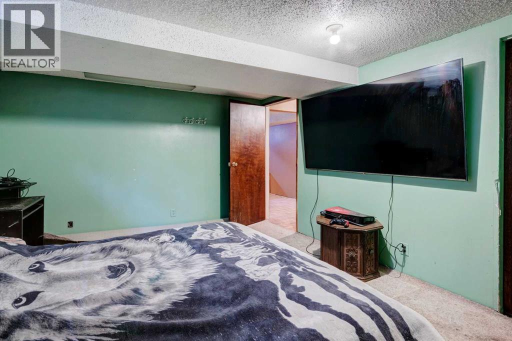 Single Family House 4 Level for Sale in  Whitehorn Way NE Whitehorn Calgary 