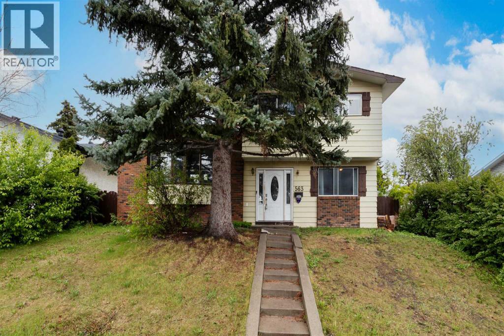 Single Family House 4 Level for Sale in  Whitehorn Way NE Whitehorn Calgary 