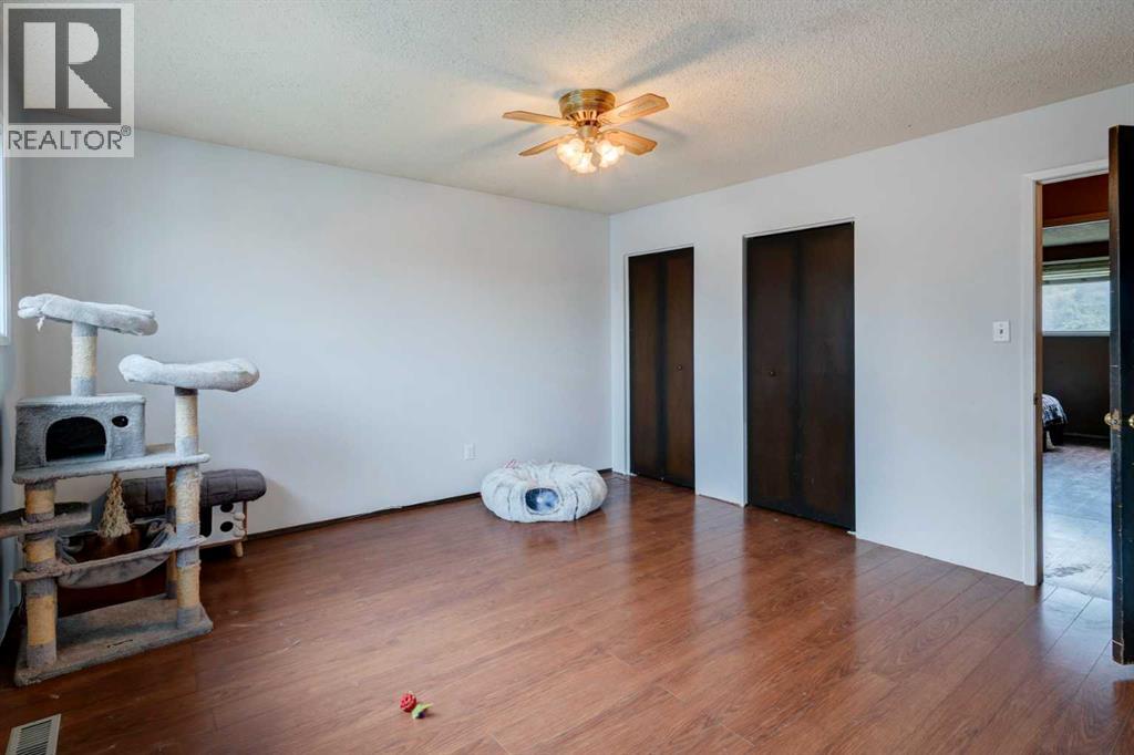 Single Family House 4 Level for Sale in  Whitehorn Way NE Whitehorn Calgary 
