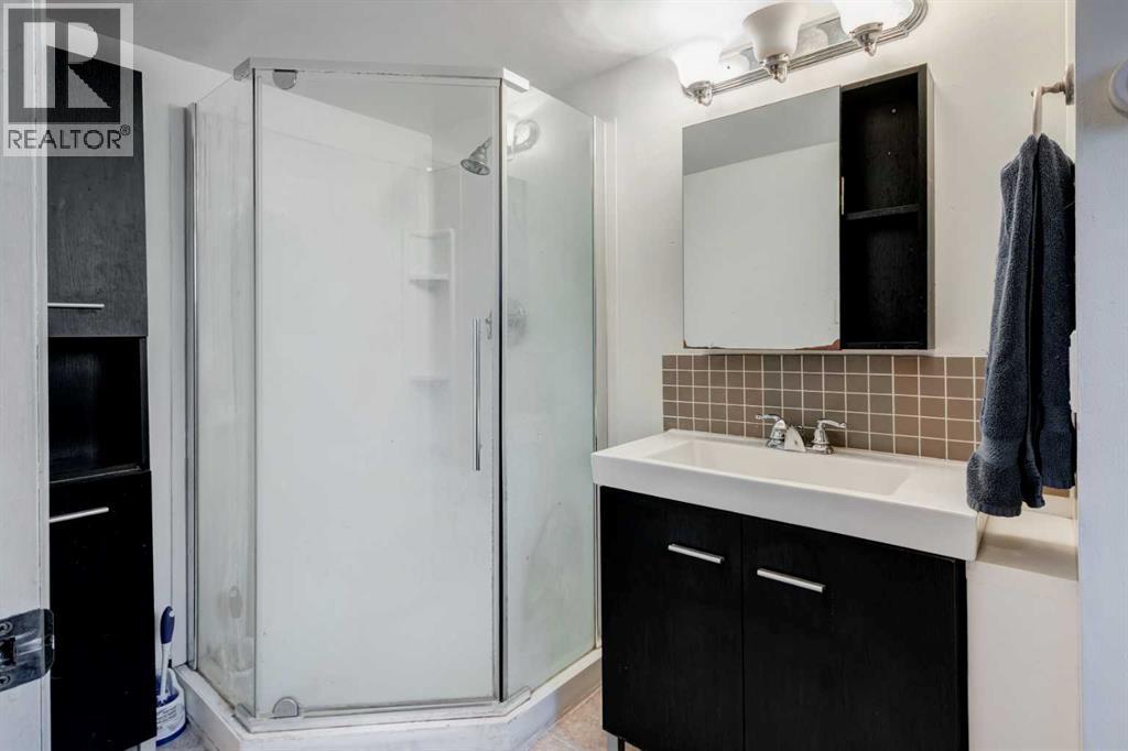 Single Family House 4 Level for Sale in  Whitehorn Way NE Whitehorn Calgary 