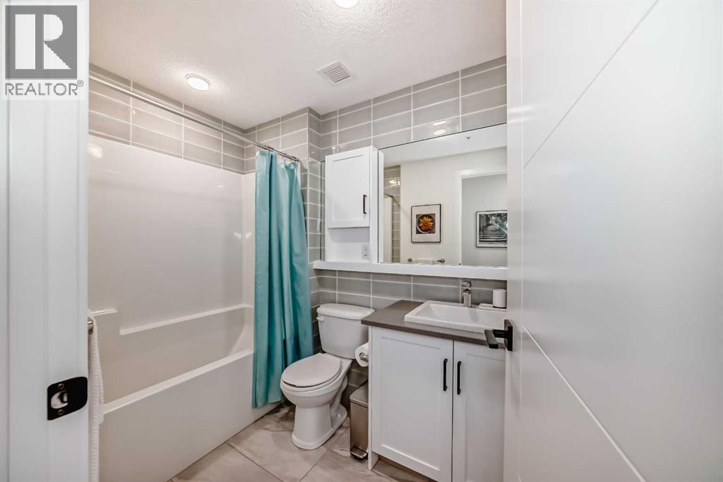 Single Family House for Sale in   University Avenue NW University District Calgary 