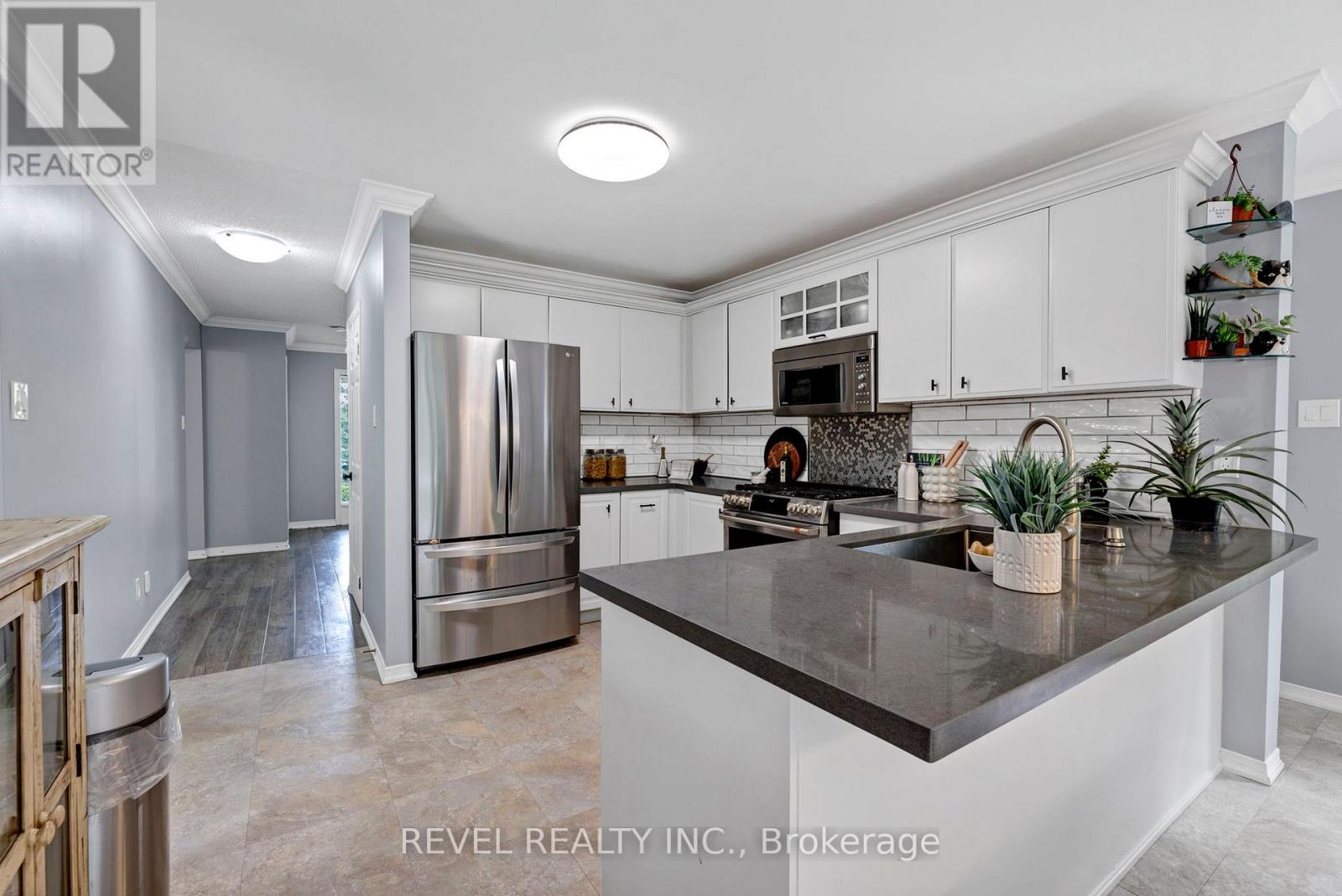 Photo 14 of 46 Royal Estate Drive, Kawartha Lakes ON