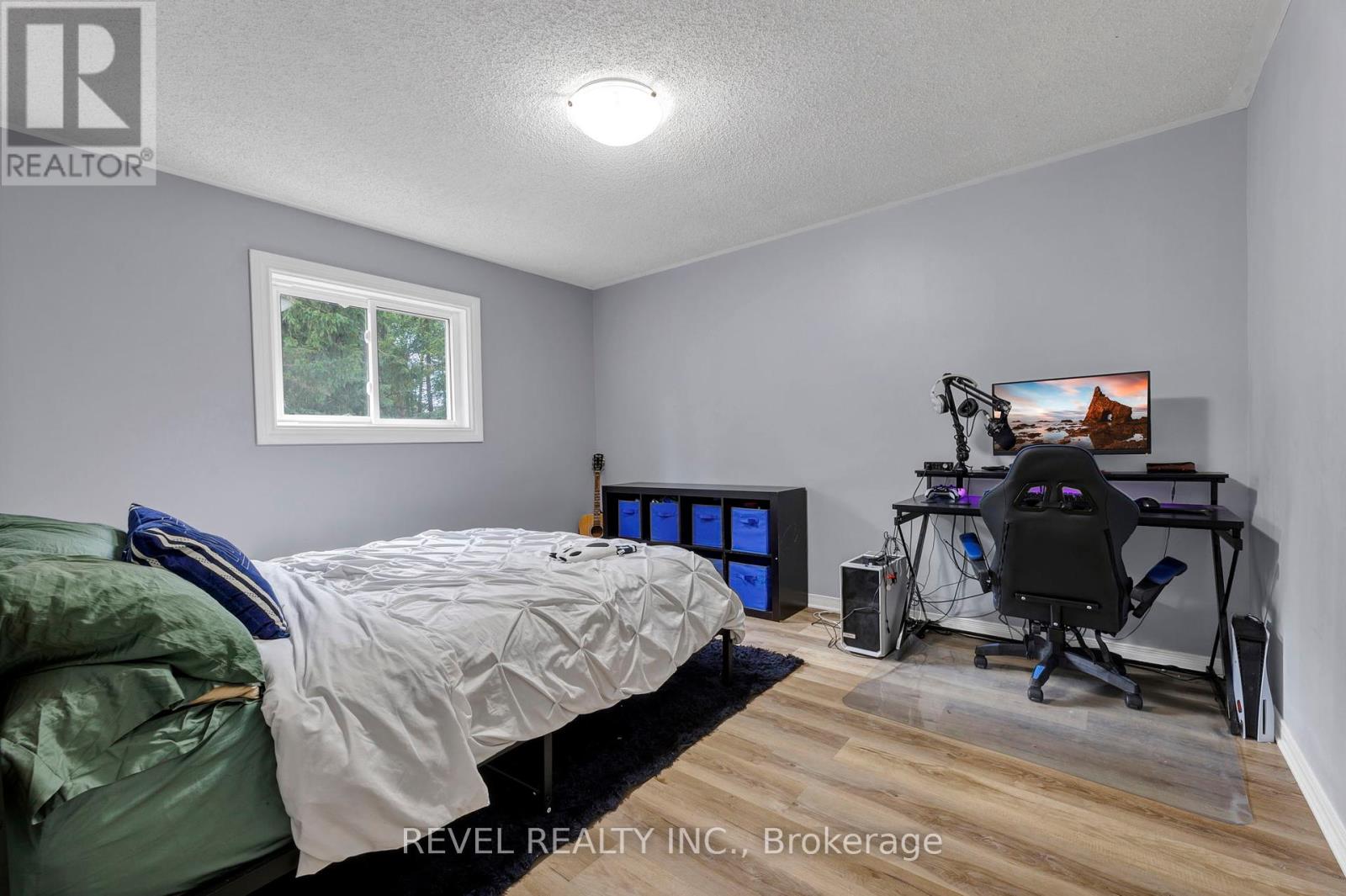 Photo 35 of 46 Royal Estate Drive, Kawartha Lakes ON