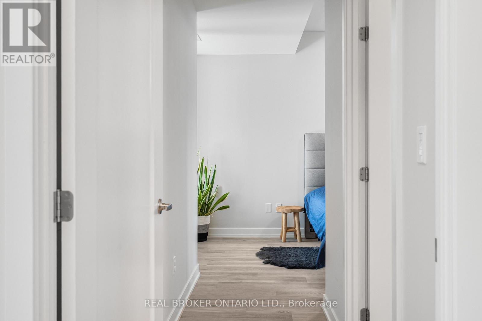 Photo 10 of 310 530 De Mazenod Avenue, Ottawa ON