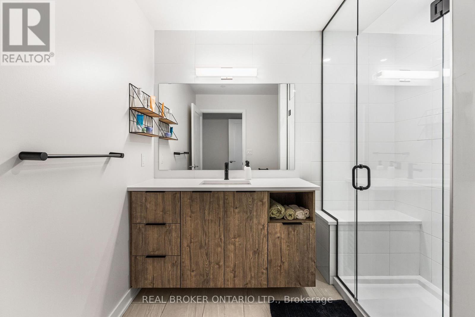Photo 5 of 310 530 De Mazenod Avenue, Ottawa ON