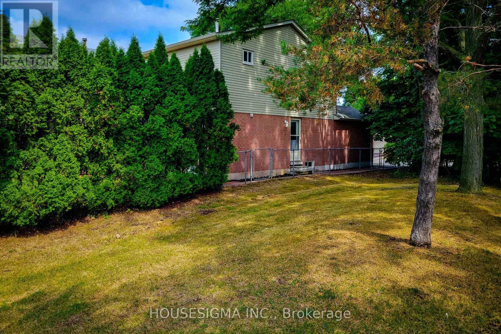 Photo 32 of 3111 Cantelon Crescent, Mississauga ON