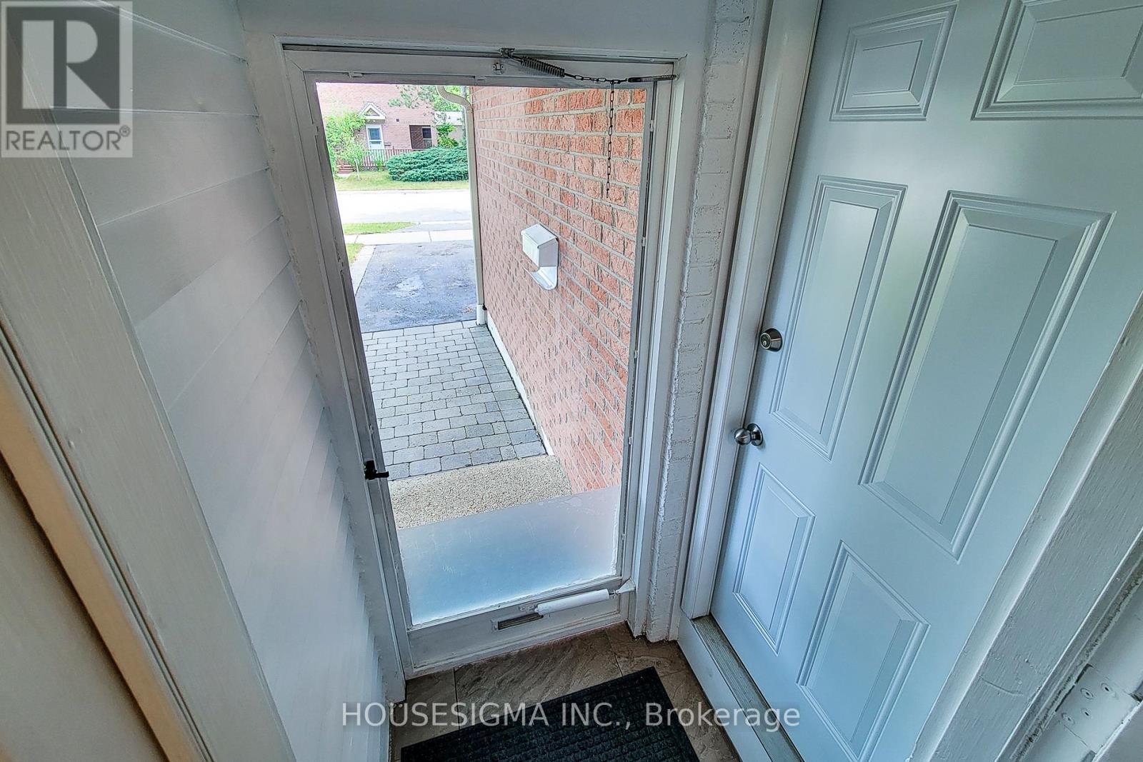 Photo 36 of 3111 Cantelon Crescent, Mississauga ON