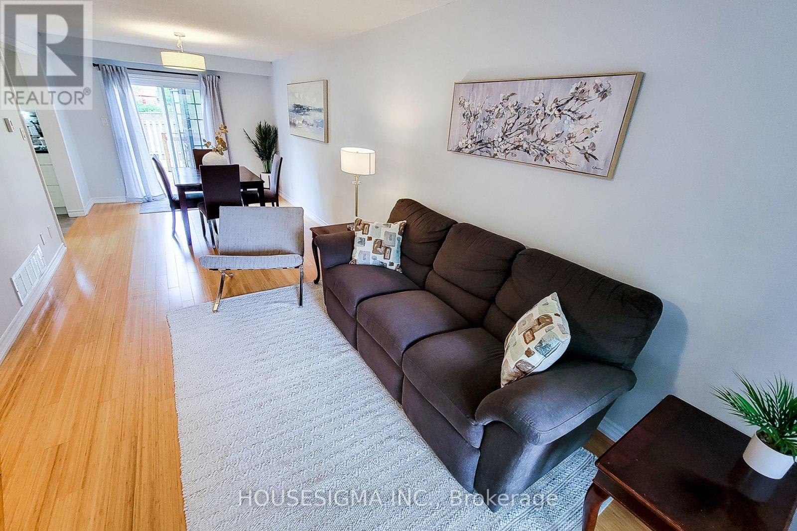 Photo 5 of 3111 Cantelon Crescent, Mississauga ON