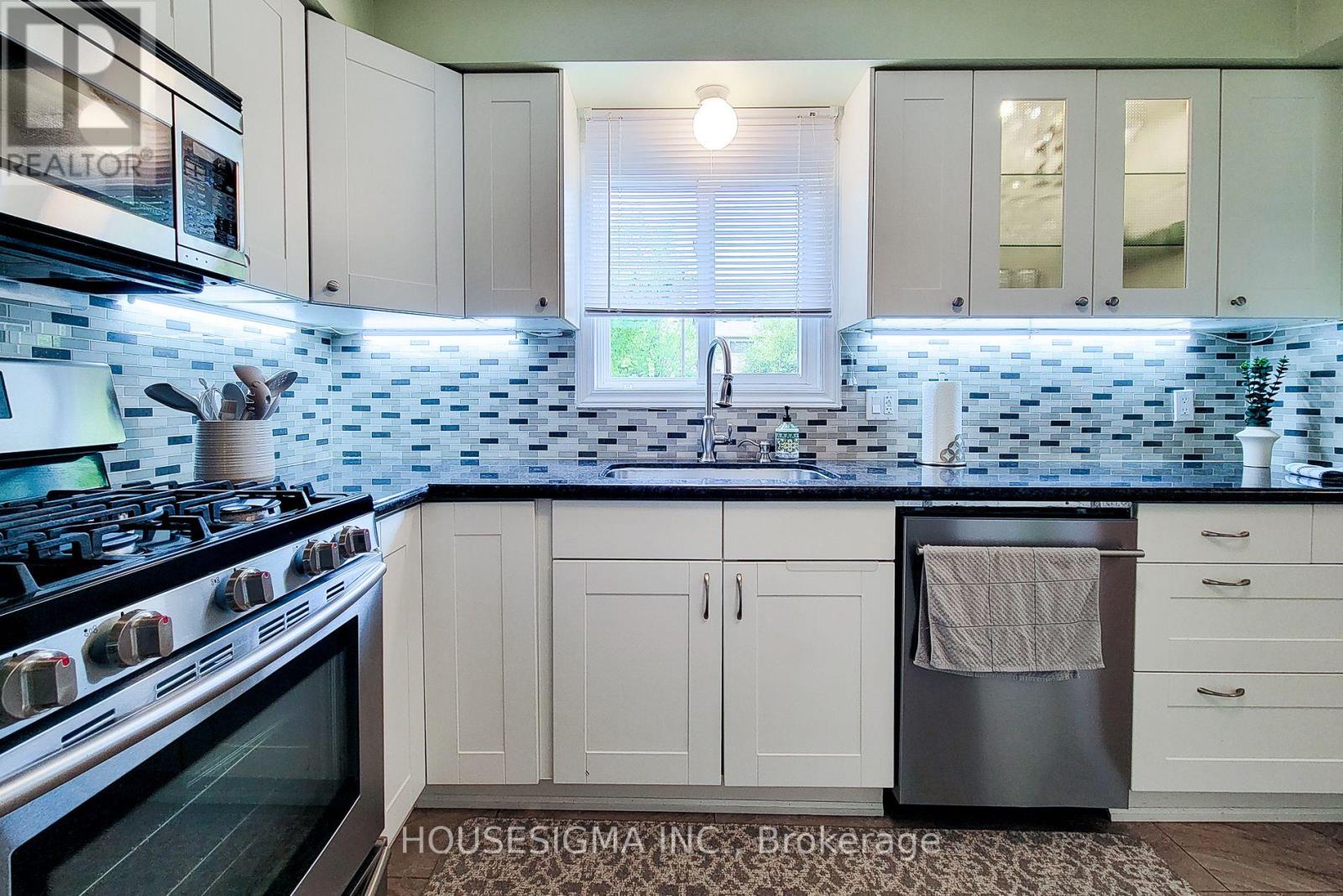 Photo 7 of 3111 Cantelon Crescent, Mississauga ON