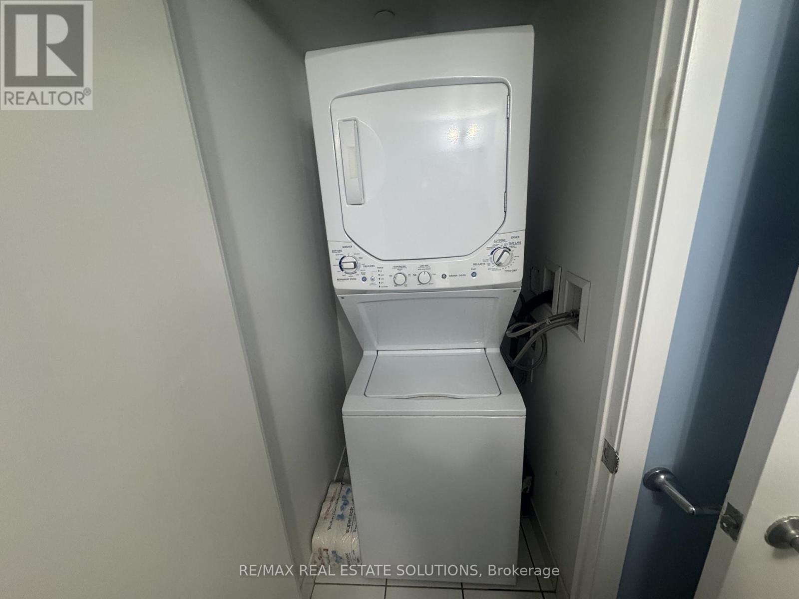 Photo 13 of 516 800 Lawrence Avenue W, Toronto ON