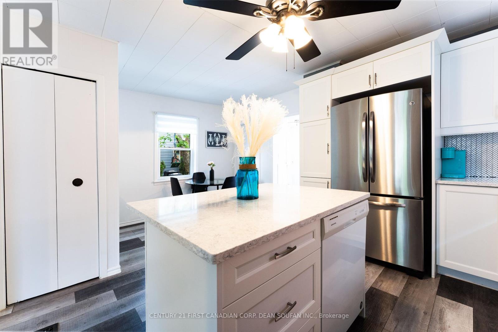 Photo 15 of 326 Smith Street, Central Elgin ON