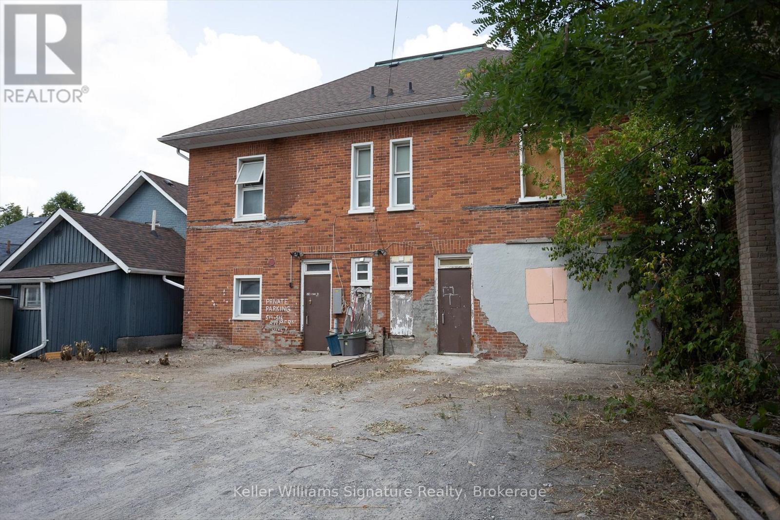 Photo 1 of 514 516 Aylmer Street N, Peterborough Central ON