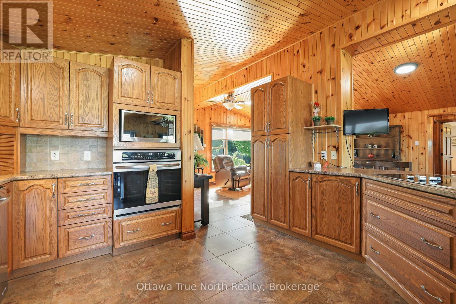 Photo 24 of 3376 Burnstown Road, Horton ON