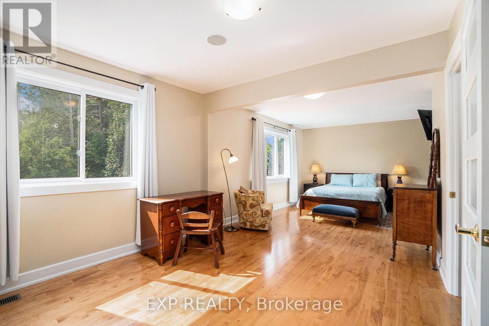 Photo 18 of 145 General Avenue, Ottawa ON