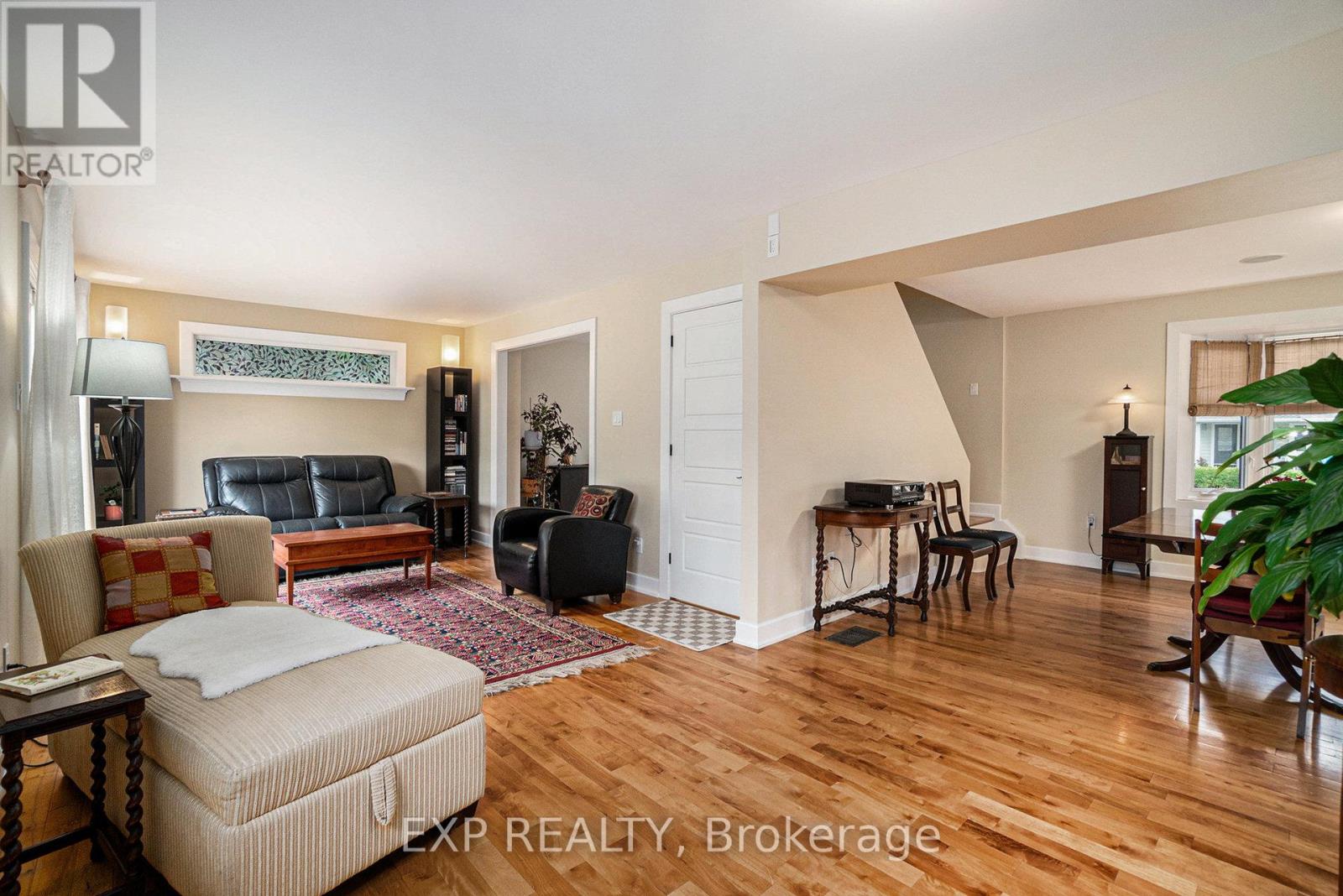 Photo 11 of 145 General Avenue, Ottawa ON