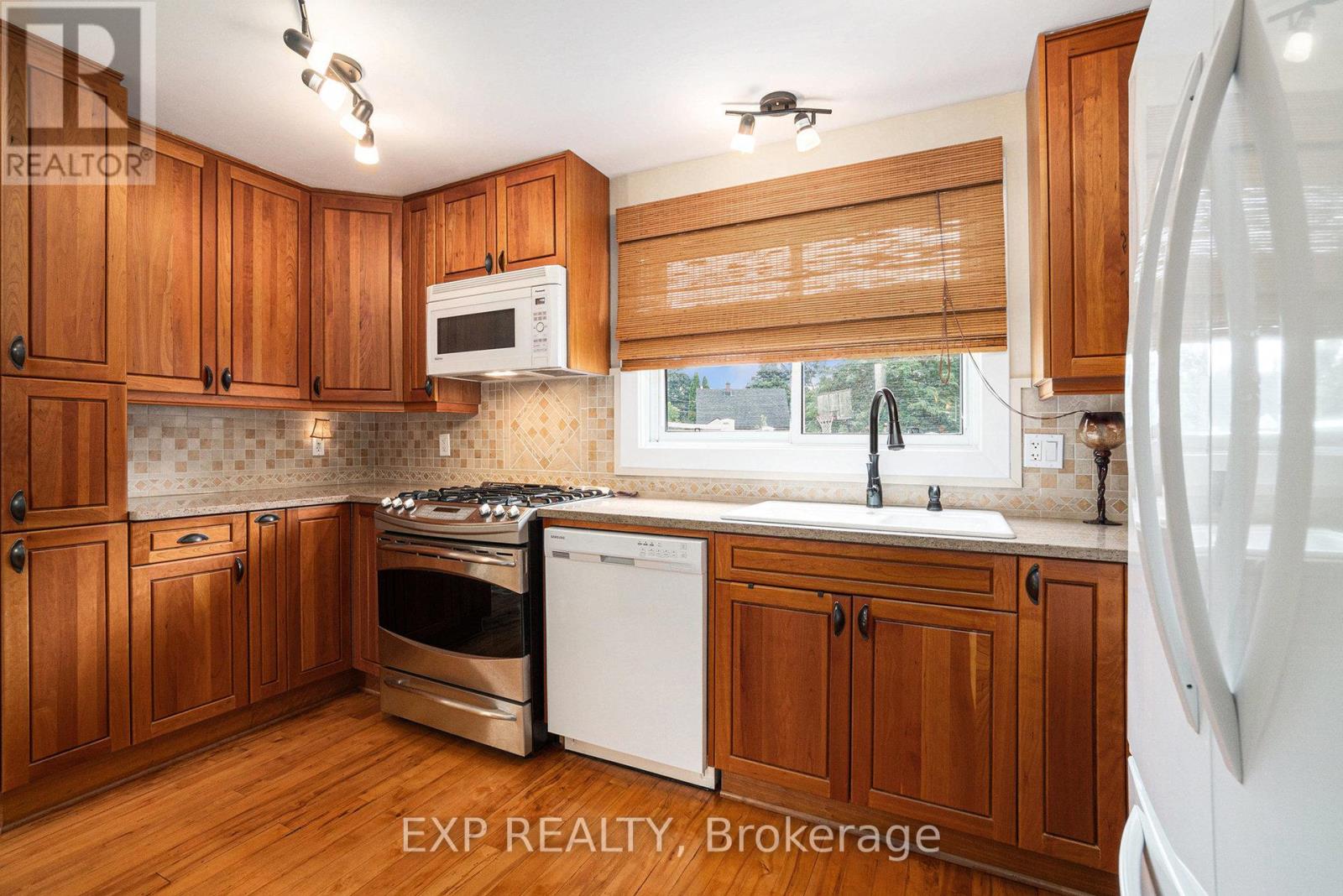 Photo 8 of 145 General Avenue, Ottawa ON
