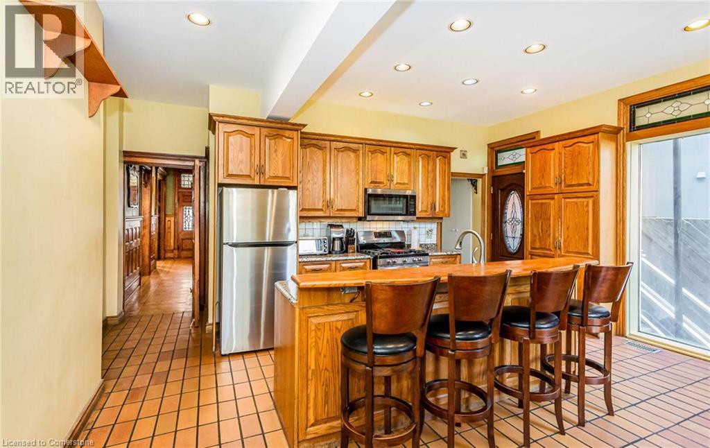 Photo 1 of 351 Bay Street S, Hamilton ON
