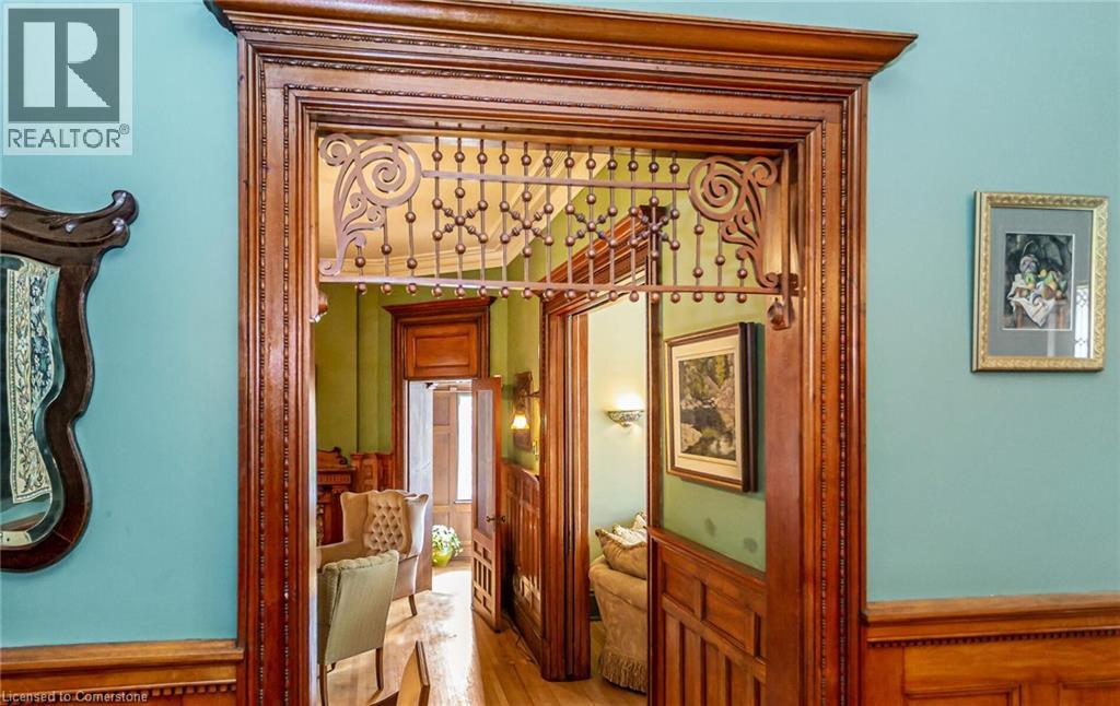 Photo 8 of 351 Bay Street S, Hamilton ON