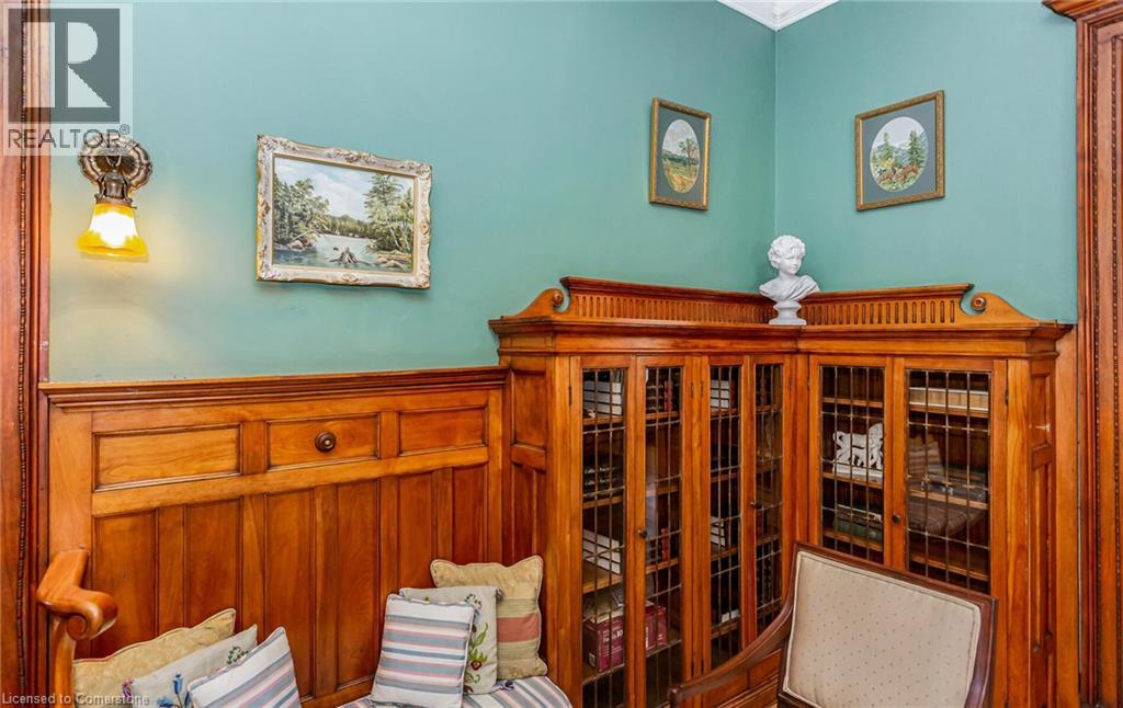 Photo 15 of 351 Bay Street S, Hamilton ON