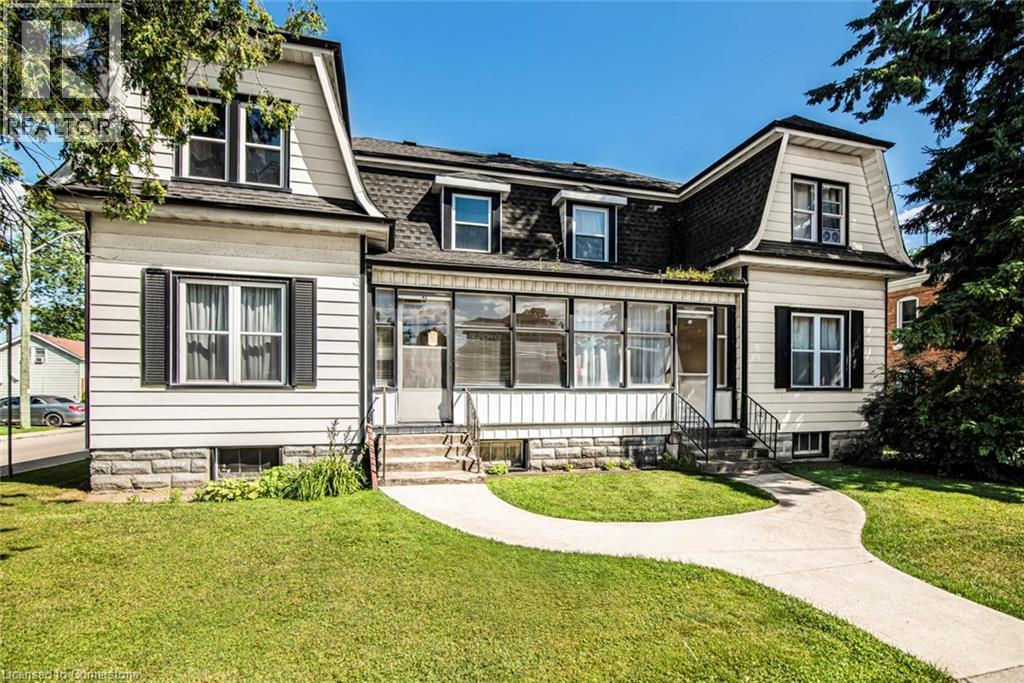 Photo 33 of 41 43 Main Street S, Haldimand ON