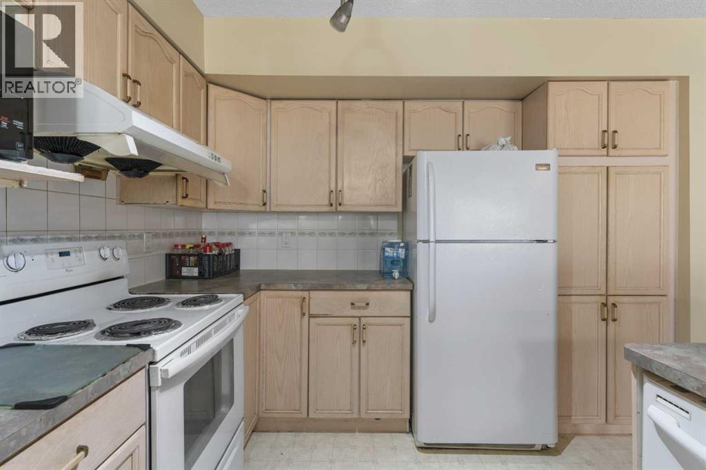 Single Family House Low rise for Sale in    Avenue SW Beltline Calgary 