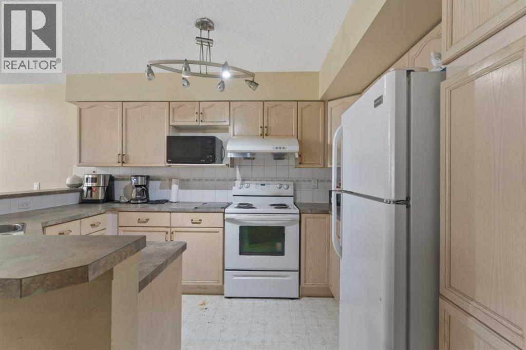 Single Family House Low rise for Sale in    Avenue SW Beltline Calgary 