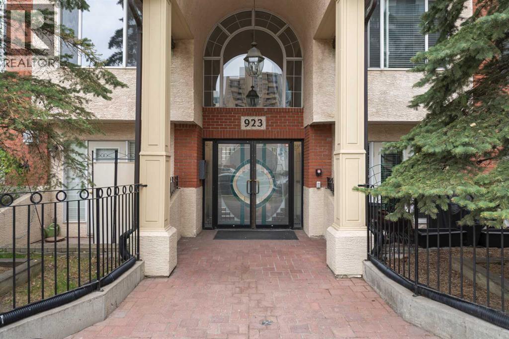 Single Family House Low rise for Sale in    Avenue SW Beltline Calgary 