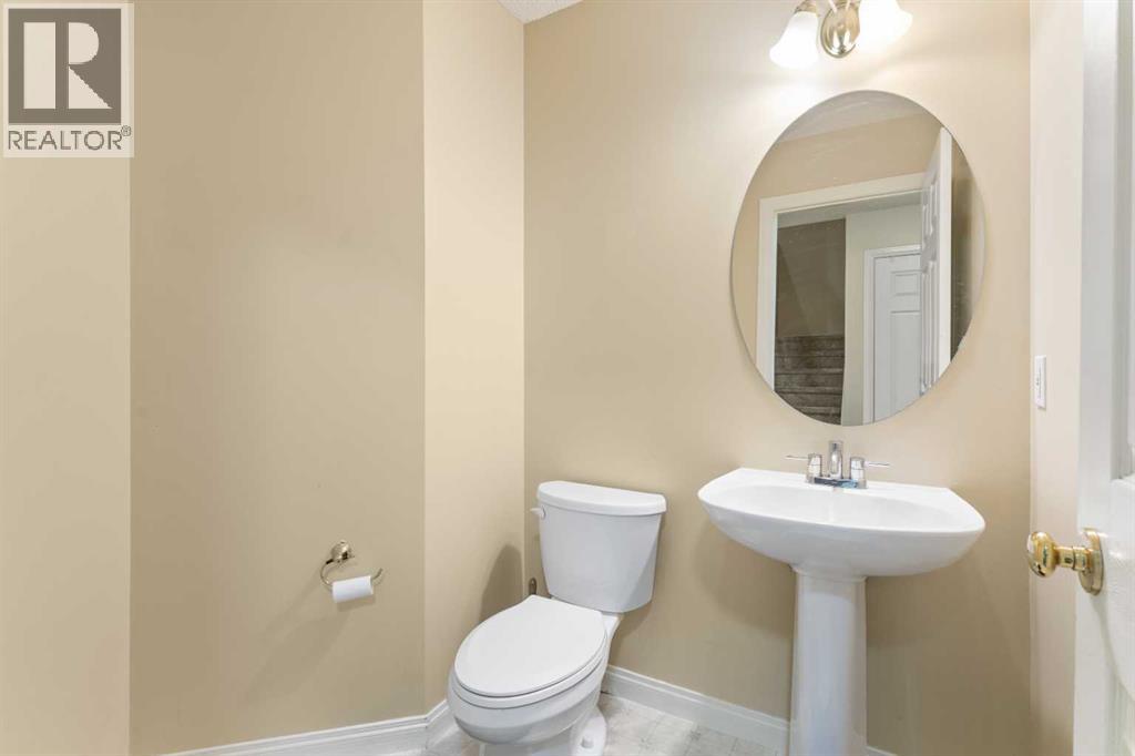 Single Family House Low rise for Sale in    Avenue SW Beltline Calgary 