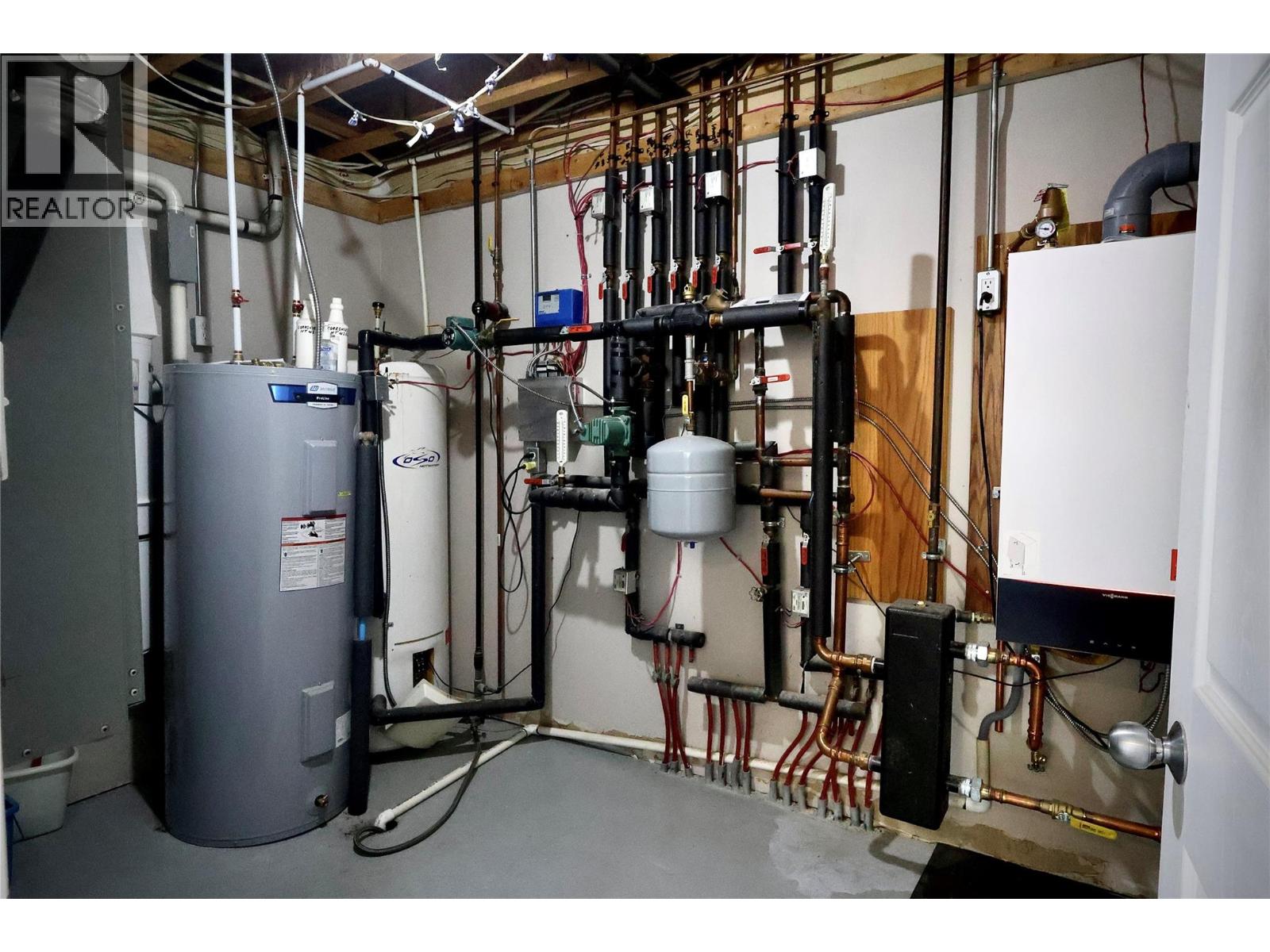 1693 OBERG JOHNSON ROAD - 34