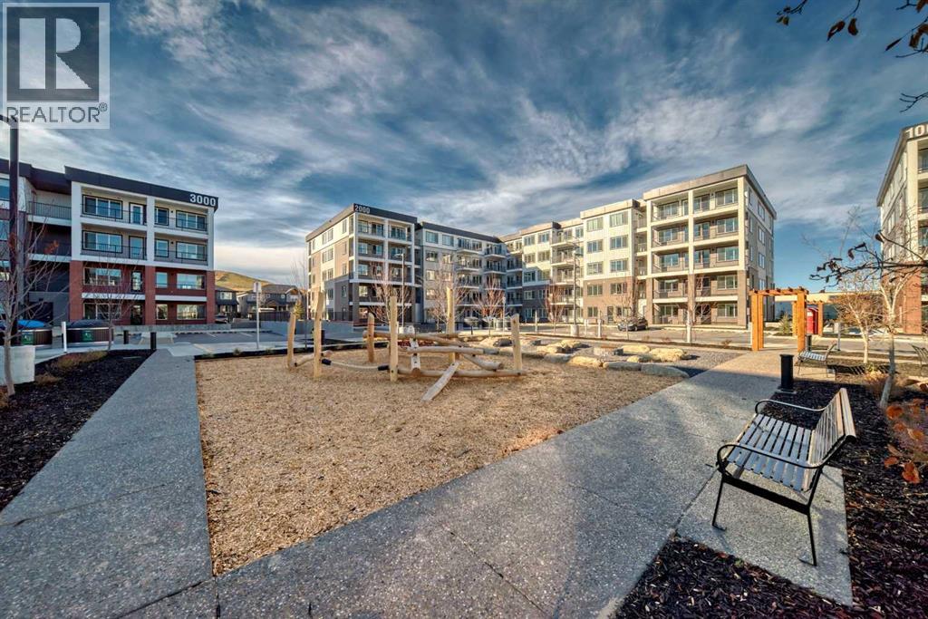 Photo 10 of 1311 111 Wolf Creek Drive Se, Calgary AB