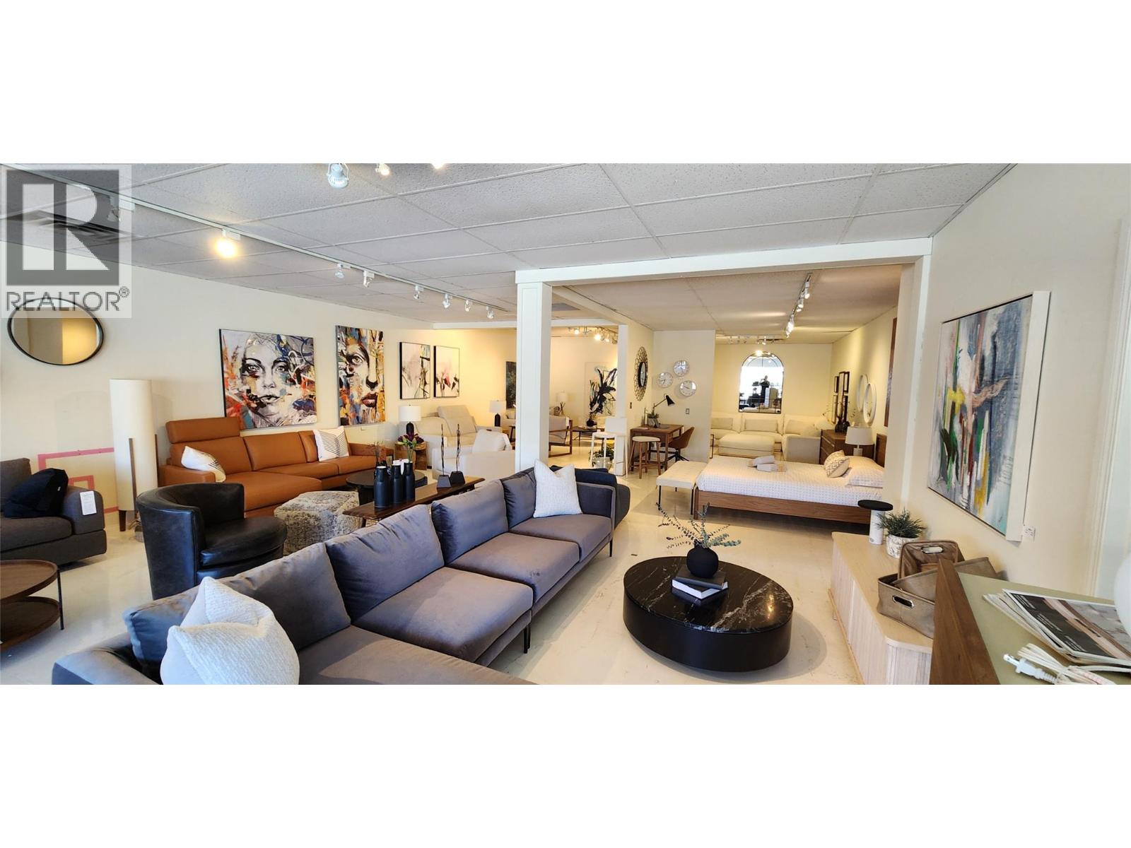 3 310 Banks Road, Kelowna