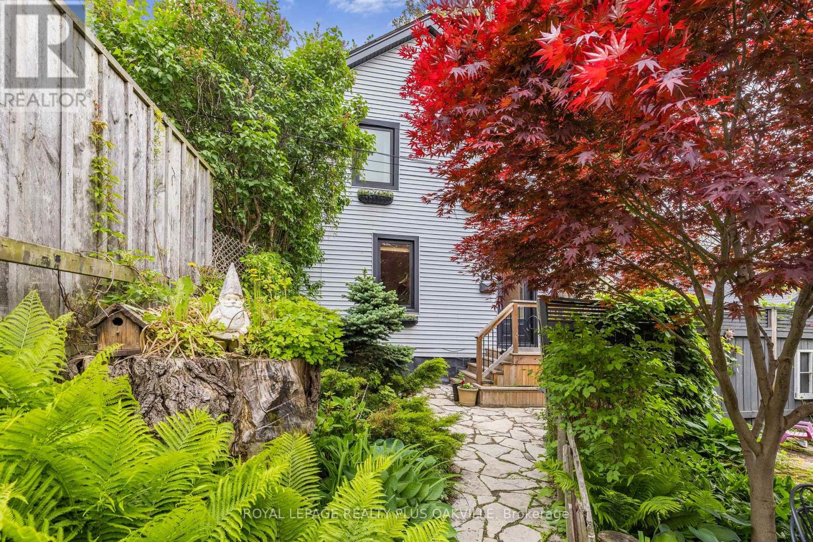 Photo 1 of 73 Pearl Street N, Hamilton ON