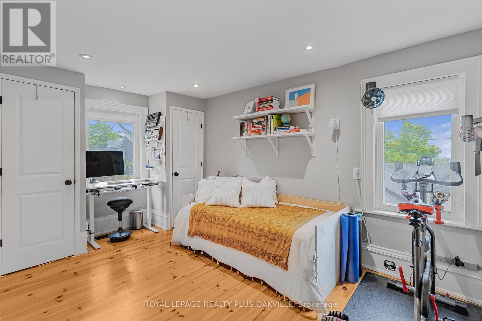 Photo 15 of 73 Pearl Street N, Hamilton ON