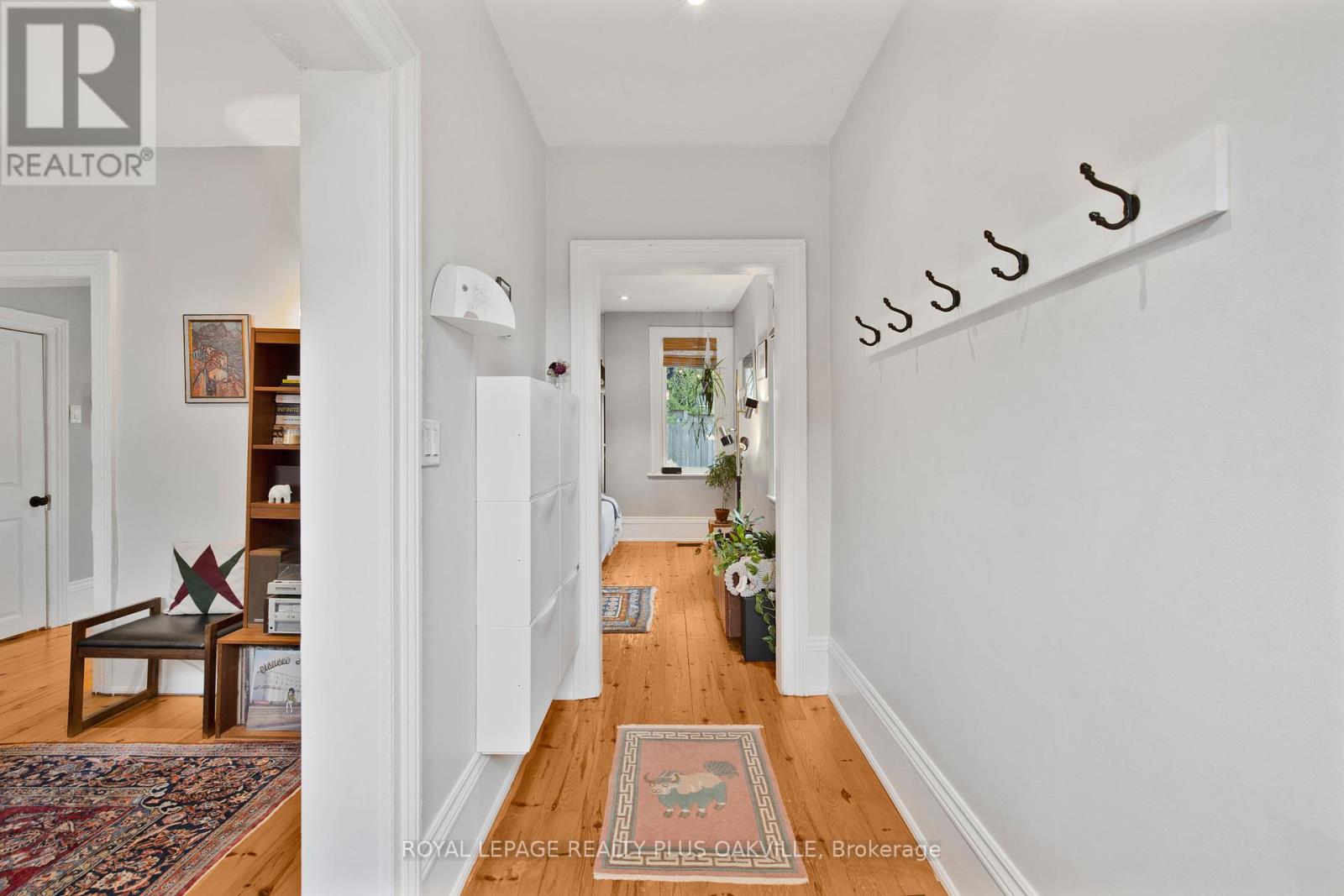 Photo 9 of 73 Pearl Street N, Hamilton ON