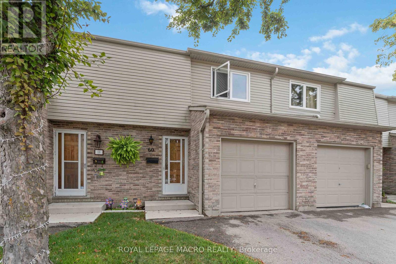 Photo 2 of 60 33 Rochelle Avenue, Hamilton ON