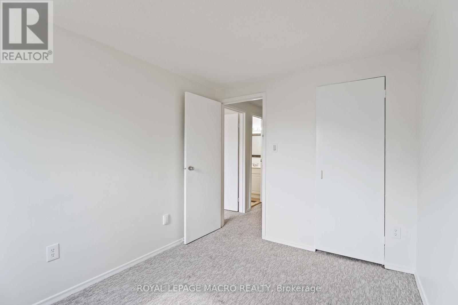 Photo 20 of 60 33 Rochelle Avenue, Hamilton ON