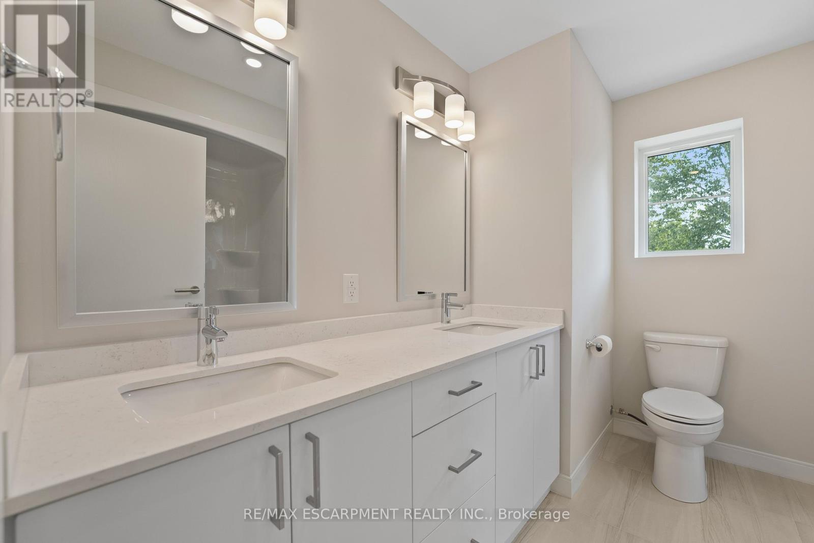 Photo 10 of 309 123 Lincoln Street, Welland ON