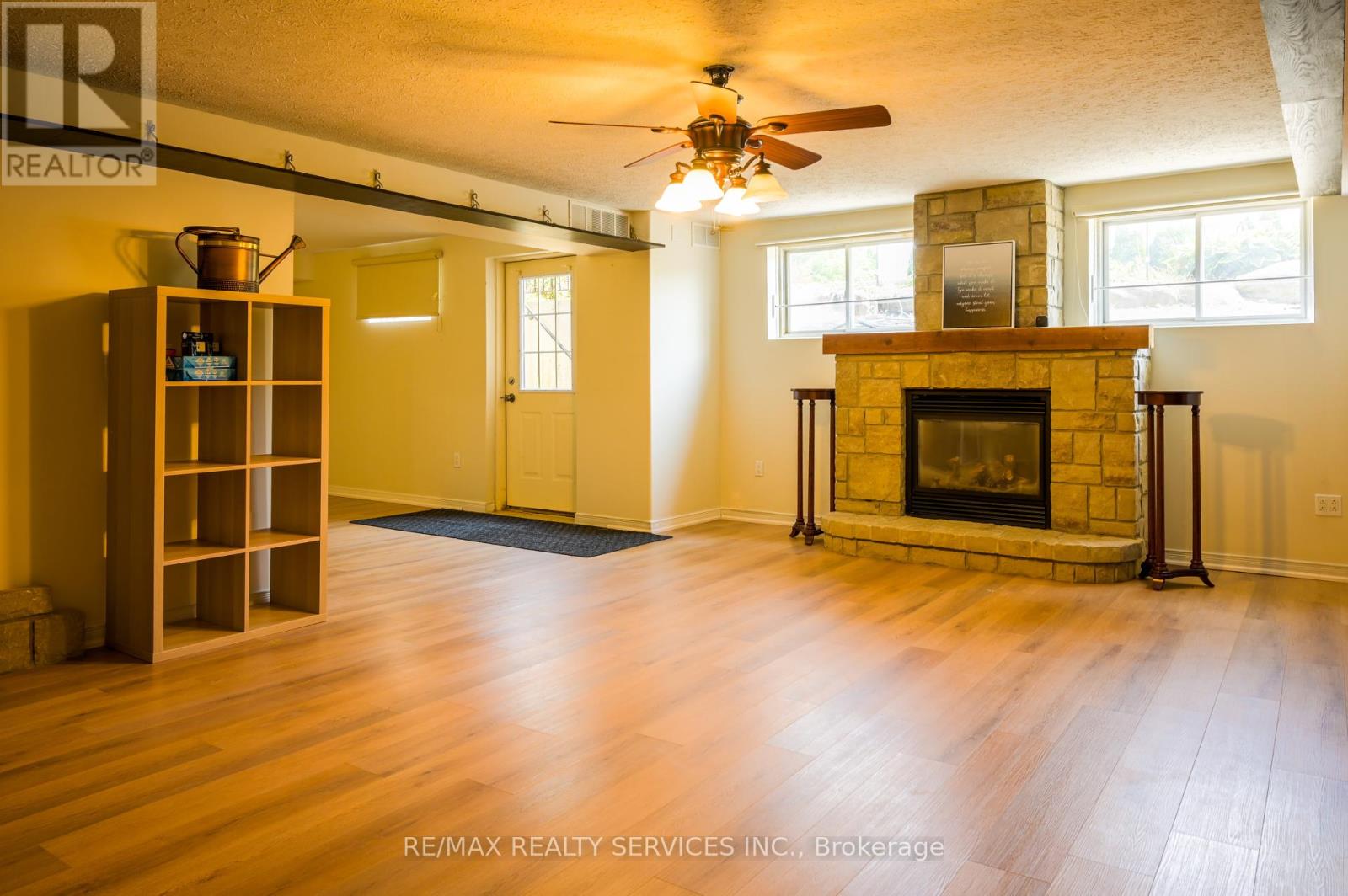 Photo 40 of 214 218 Maple Avenue S, Brant ON