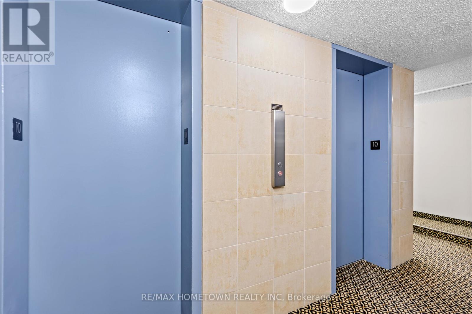Photo 42 of 304 109 King Street E, Brockville ON