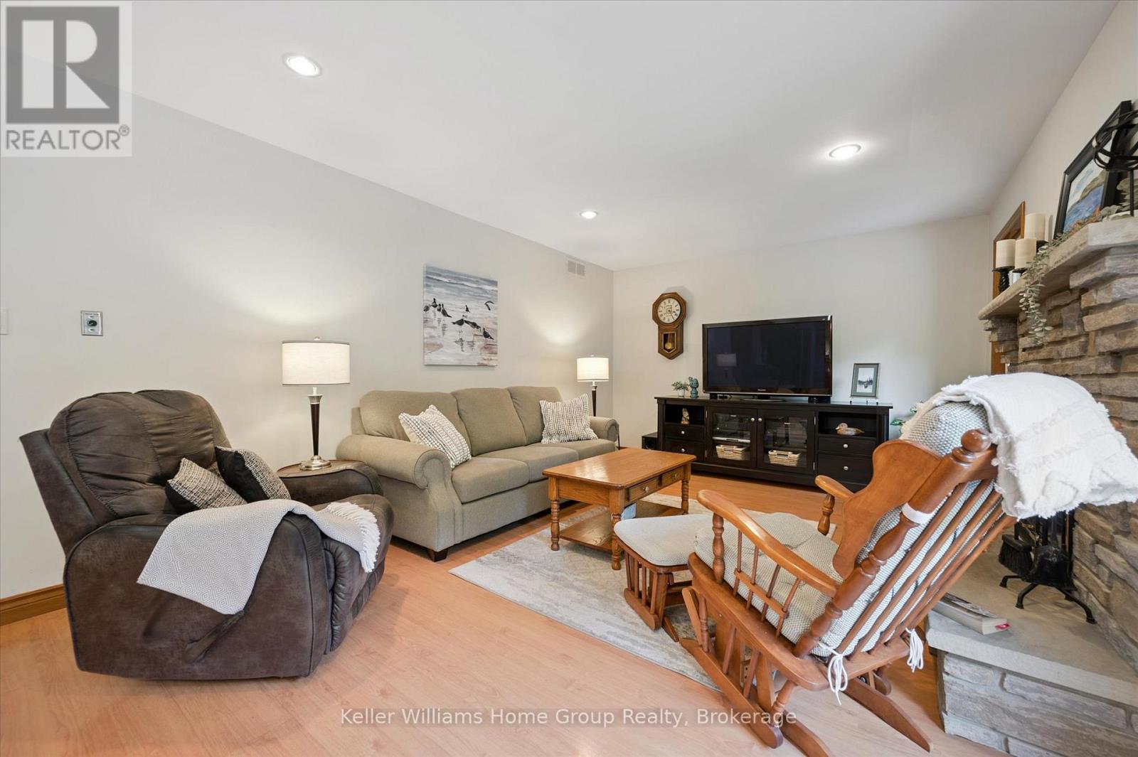 Photo 15 of 167 Inverhaugh Road, Centre Wellington ON