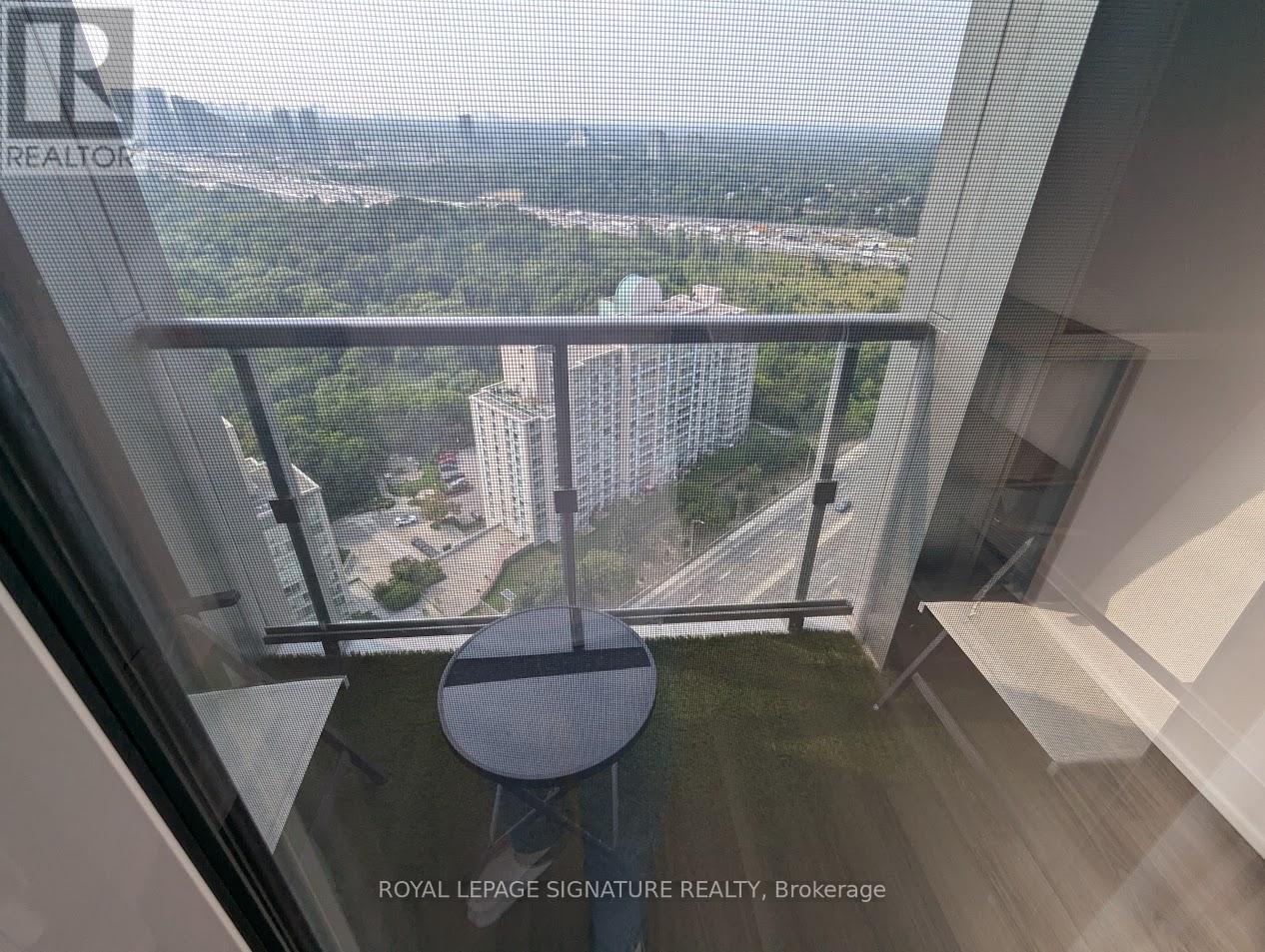 Photo 13 of Ph 4 18 Graydon Hall Drive, Toronto ON
