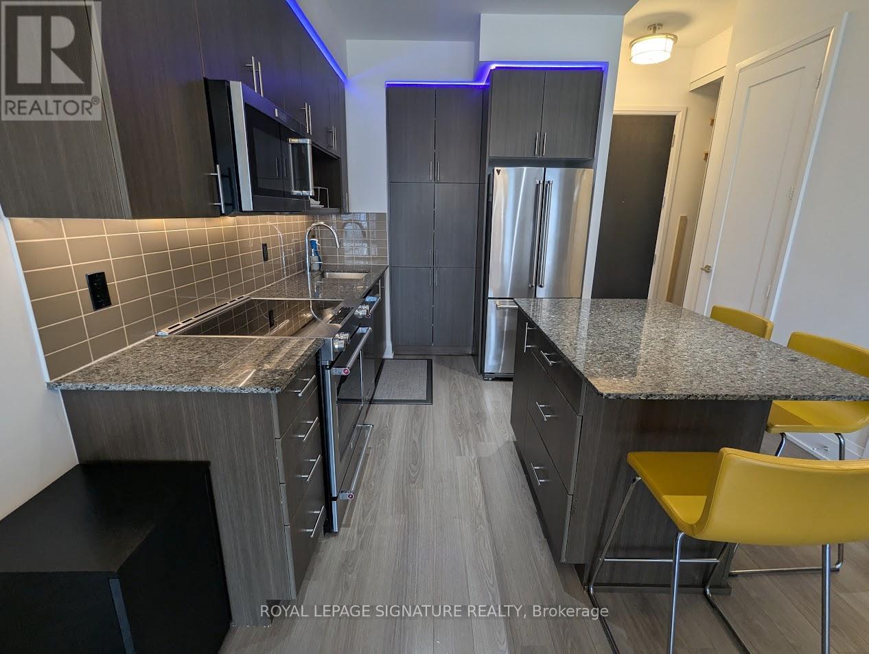 Photo 4 of Ph 4 18 Graydon Hall Drive, Toronto ON