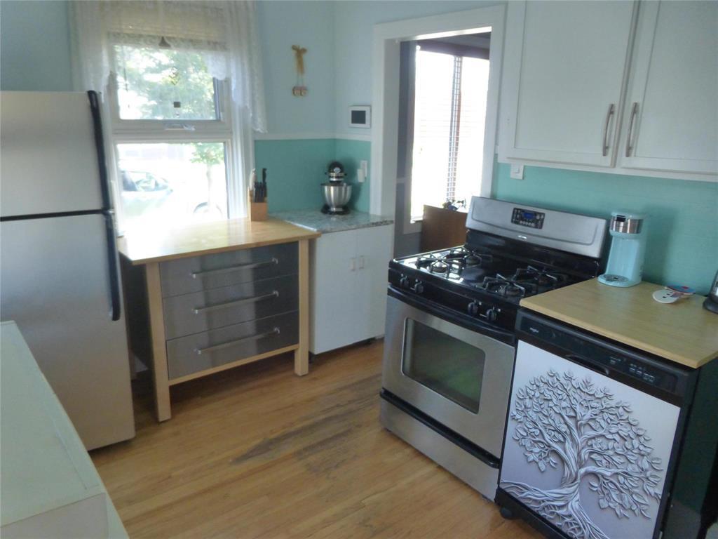 Photo 21 of 415 Bannerman Avenue, Winnipeg MB